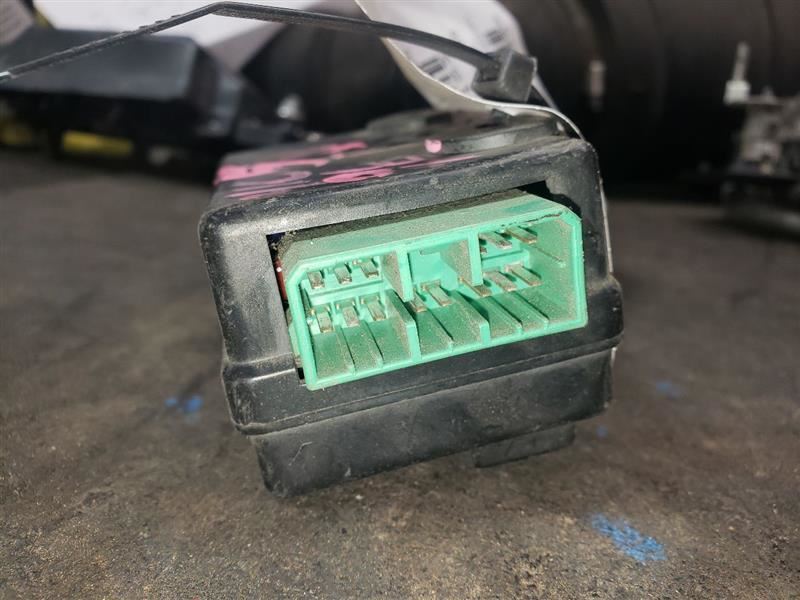 1998 RAM2500 TIMING AND CONTROL BODY CONTROL MODULE (BCM) PART NUMBER 56020157AB