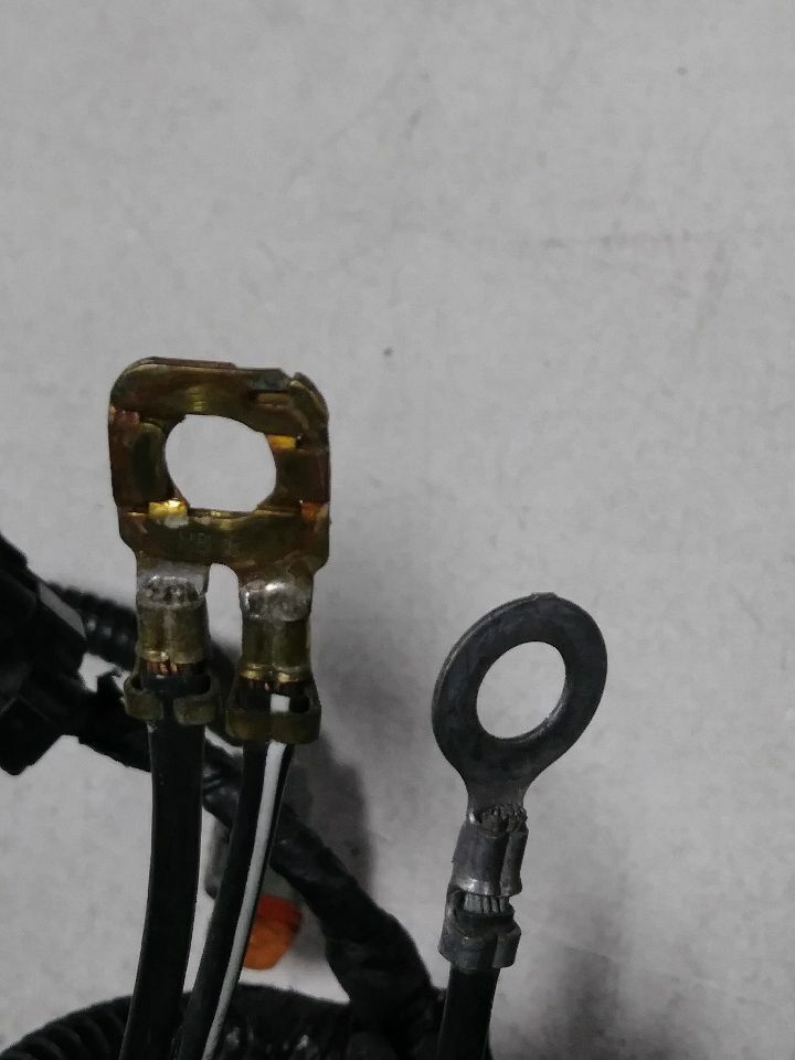 Engine Wire Harness #3964635/05114337AA for 2003 Dodge Ram 2500