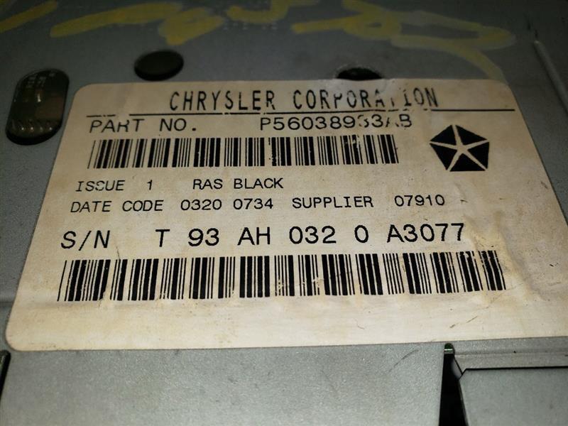 2001 DODGE RAM2500 AM/FM CASSETTE. PART NUMBER 56038933AB