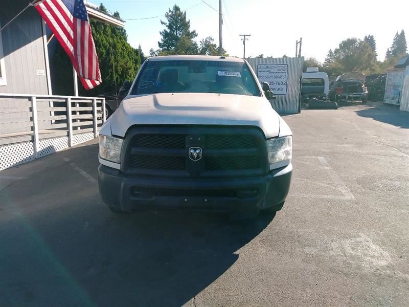 2013 DODGE RAM2500 LEFT FRONT DOOR MODULE. PART NUMBER 68155771AD