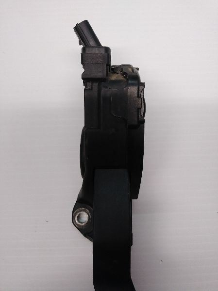 2008 DODGE RAM3500 ACCELERATOR PEDAL WITH TPS. PART NUMBER 53034004AB