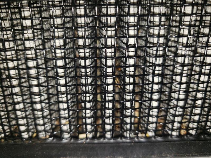 2019 RAM1500 (NEW BODY) SHAKER HOOD STYLE AIR FILTER. PART NUMBER 68414387AA