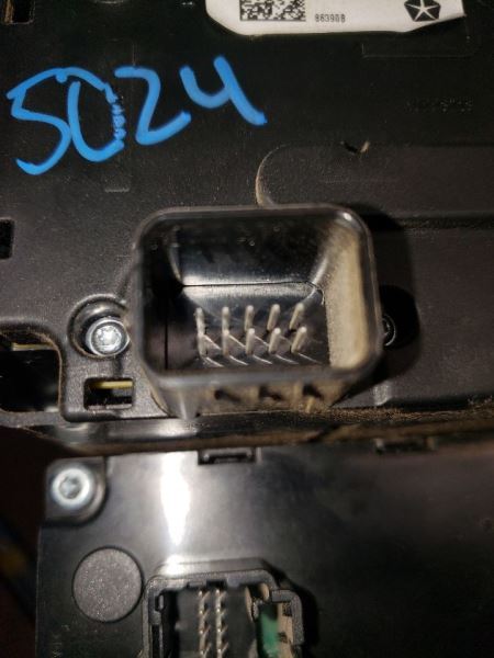 2014 DODGE RAM1500 AUTOMATIC TRANSMISSION SHIFT CONTROLS. PART NUMBER 56054275AE