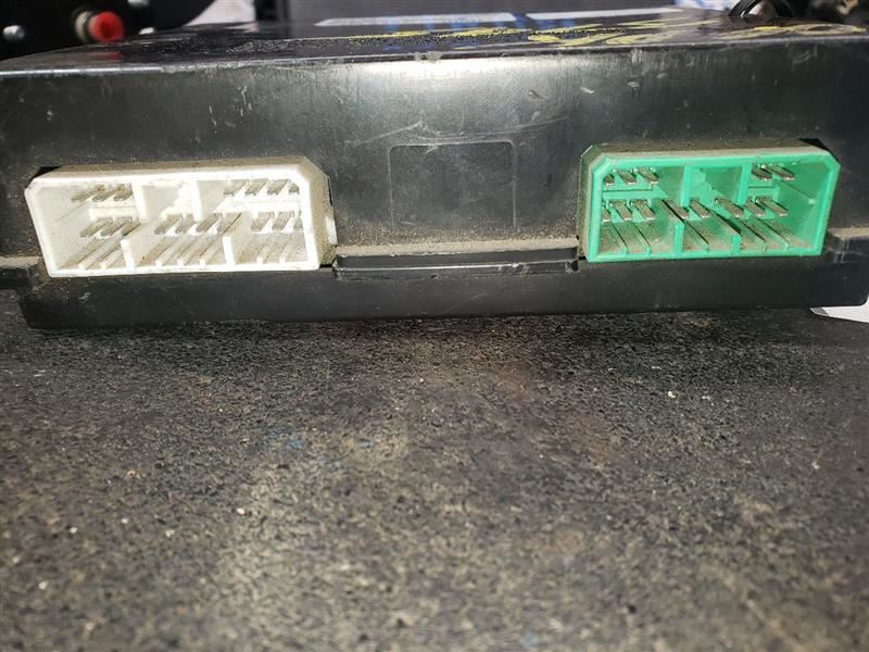 2000 DODGE DAKOTA CENTRAL TIME & ALARM CONTROL MODULE. PART NUMBER 56021223A