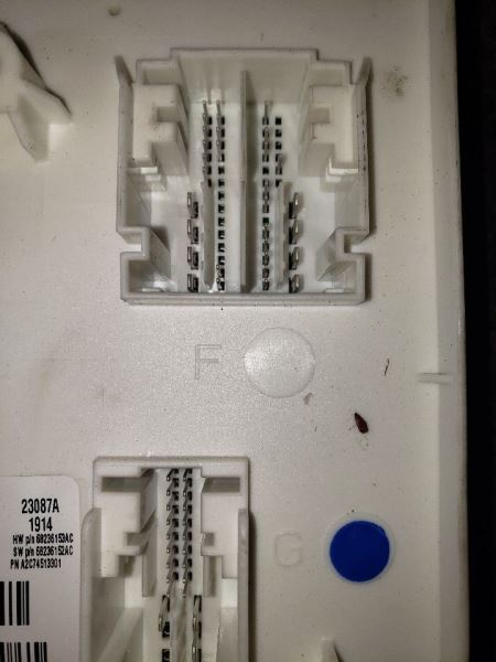 2014 RAM2500 BODY CONTROLLER MODULE. (BCM). PART NUMBER 68236153AC