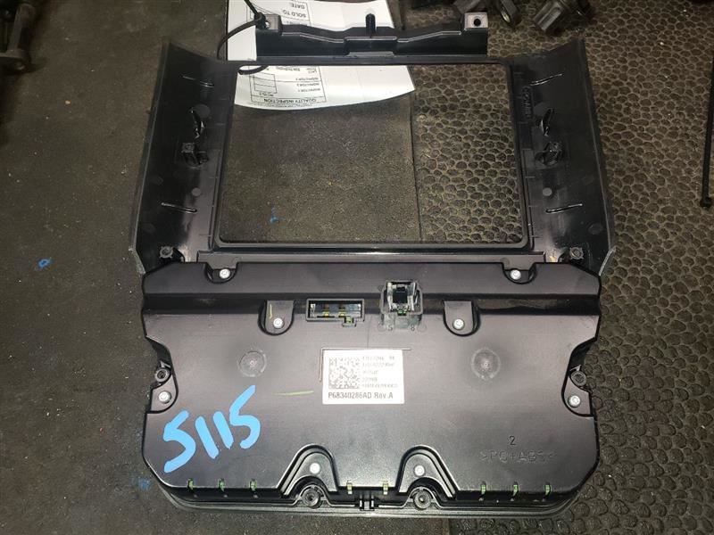 RAM1500 (NEW BODY) DUAL ZONE AC & HEATER CONTROLS. PART NUMBER 68340286AE