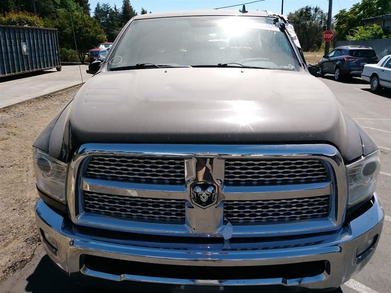 2015 RAM2500 POWER INVERTER MODULE. PART NUMBER 05026486AA