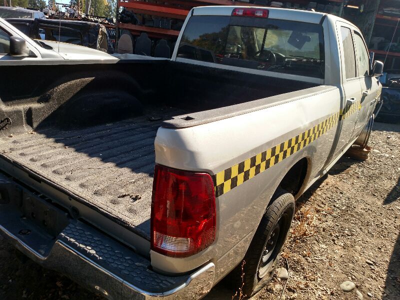 2010 DODGE RAM1500 DRIVER SIDE DASH VENT. TRIM CODE M9DV. PART NUMBER 1NL911SDAA