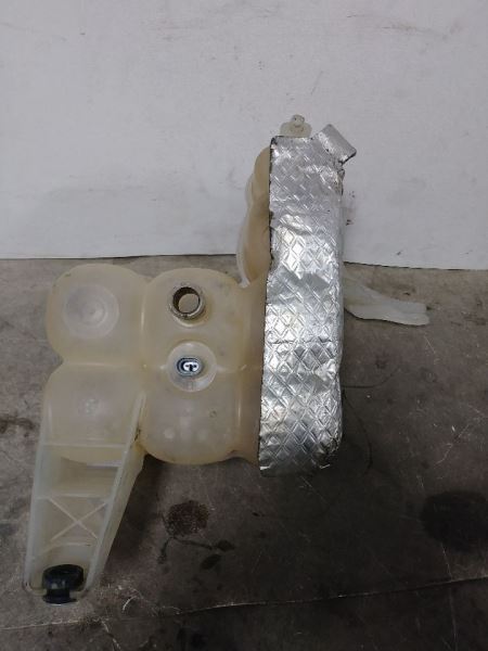 2014 DODGE RAM2500 6.7L DIESEL COOLANT RECOVERY BOTTLE. PART NUMBER 52014724AB