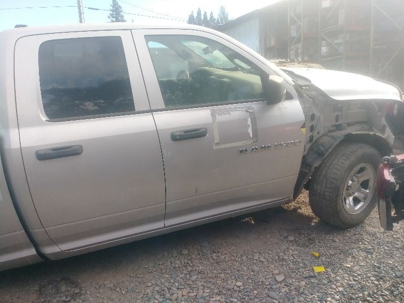 2011 DODGE RAM1500 RADIO BEZEL. TRIM CODE V3. PART NUMBER 1EA951J8AC