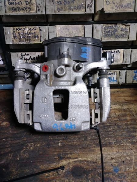 2019 RAM (NEW BODY STYLE) PASSENGER REAR BRAKE CALIPER. PART NUMBER 68412368AB