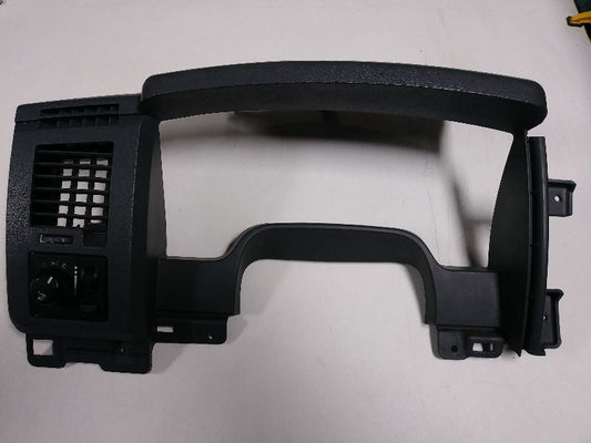 2007 DODGE RAM1500 INSTRUMENT CLUSTER BEZEL. TRIM CODE D5. PART NUMBER 5JU28XDHA