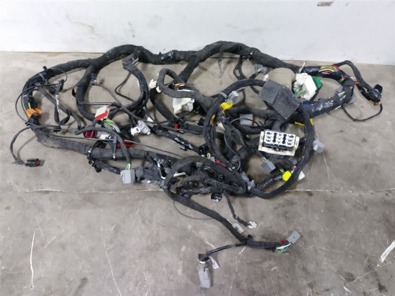 Dash harness 68261296AC for a 2016 Dodge Ram 1500
