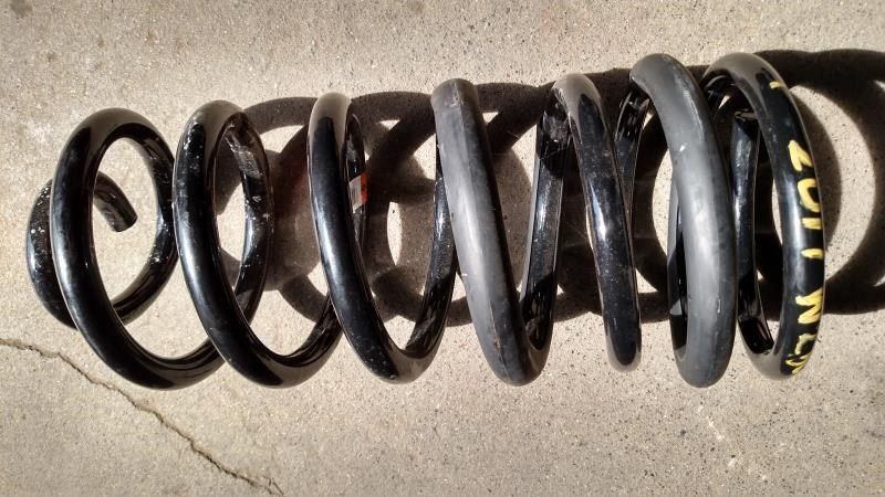 13 14 15 Dodge Ram 2500 Front Coil Spring 68091215AA