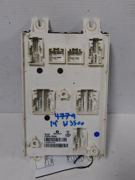 2014 RAM3500 BODY CONTROL MODULE (BCM). PART NUMBER 68236153AB