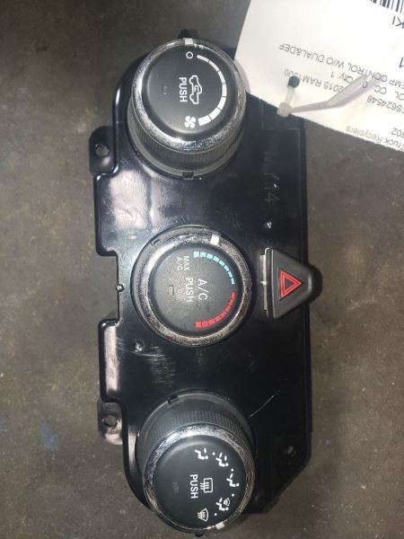 2015 RAM1500 AC / HEATER TEMP CONTROLS. PART NUMBER 68236776AB