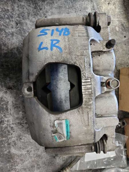 2021 DODGE RAM2500 DRIVER SIDE REAR BRAKE CALIPER. PART NUMBER 68453107AB