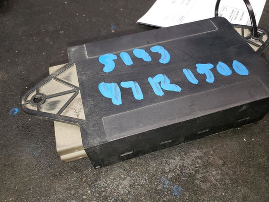 1997 DODGE RAM1500 KEYLESS ENTRY MODULE. PART NUMBER 56007503