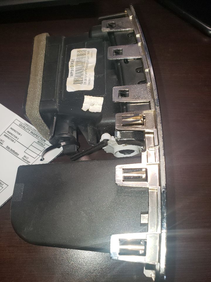 2016 DODGE RAM1500 PASSENGER AIR VENT. PART NUMBER 1WP31DX9AC