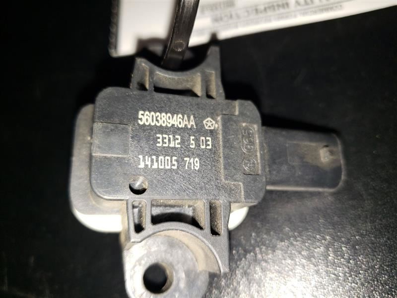 2015 DODGE RAM2500 FRONT DOOR PRESSURE SENSOR. PART NUMBER 56038946AA