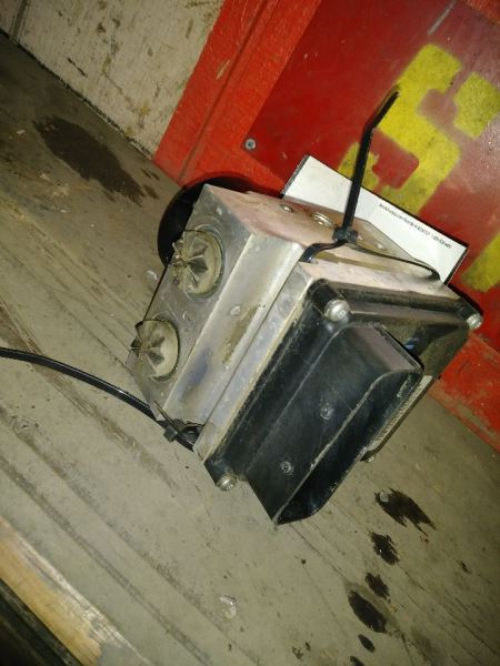 2009 DODGE RAM1500 ALL WHEEL ABS UNIT. PART NUMBER 55398729AN