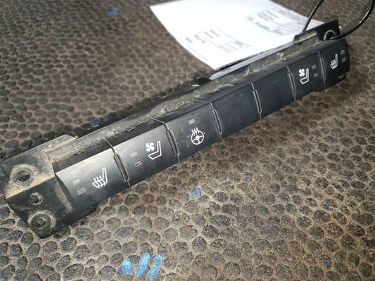 2012 RAM2500 INSTRUMENT PANEL SWITCH. PART NUMBER 04602879AC