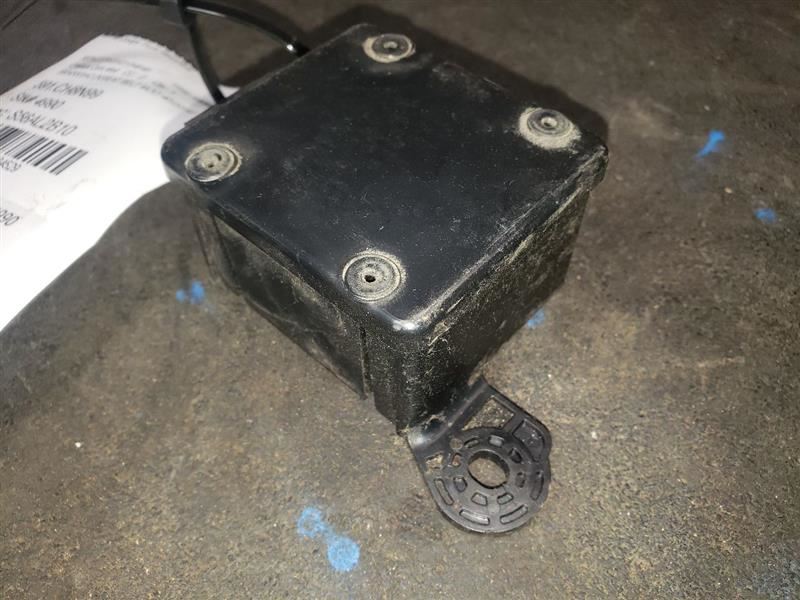 1999 DODGE RAM2500 SEAT BELT TIMING MODULE. PART NUMBER 56043003AD