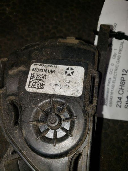 2012 RAM4500 ACCELERATOR PEDAL WITH TPS. PART NUMBER 68043161AB