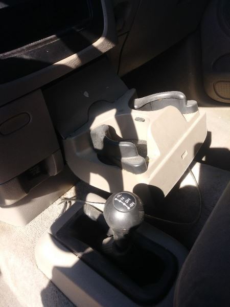 2005 DODGE RAM3500 TAN DASH CUPHOLDER. TRIM CODE L5. PART NUMBER 5GT151L5AE