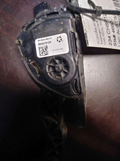 2012 RAM4500 ACCELERATOR PEDAL WITH TPS. PART NUMBER 68043161AA