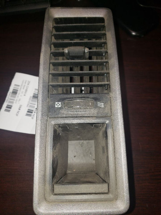 2014 DODGE RAM2500 PASSENGER SIDE AIR VENT. PART NUMBER 1WP29DX9AC