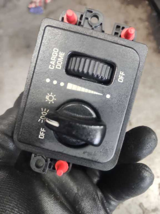 2002 DODGE RAM1500 HEADLAMP SWITCH. PART NUMBER 56045536AB