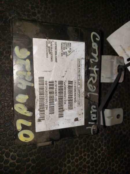 2007 DODGE RAM1500 SIRIUS SATELLITE RADIO MODULE. PART NUMBER 05064075AD