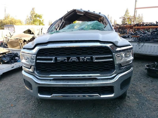 2020 RAM2500 6.4L V8 DRIVER SIDE ENGINE MOUNT. PART NUMBER 68362400AA